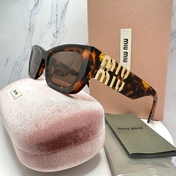 New MIU MIU Sunglasses - Picture 16 of 16